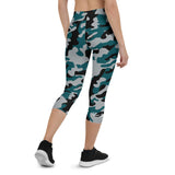 ThatXpression Fashion Philadelphia Black Green Camo Scheme Capri Leggings